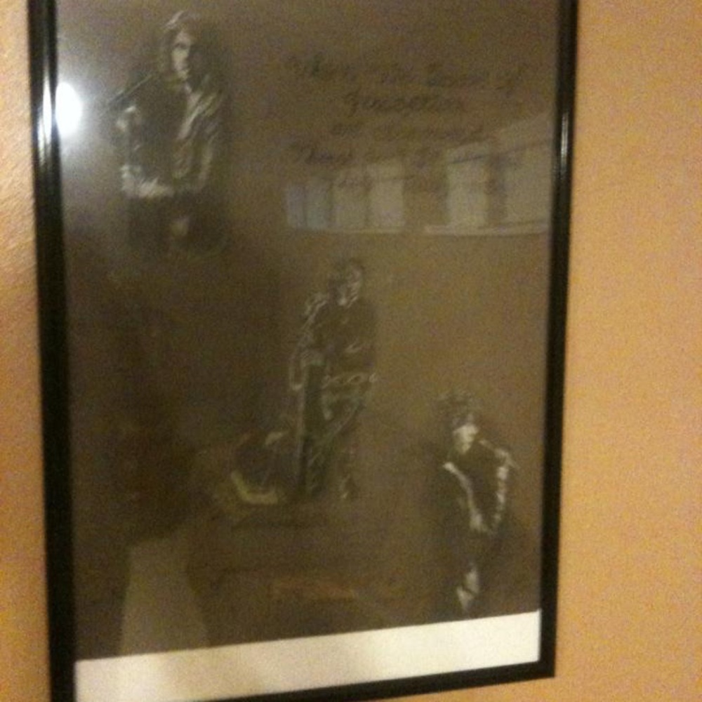 Art - Picture 3 of 8